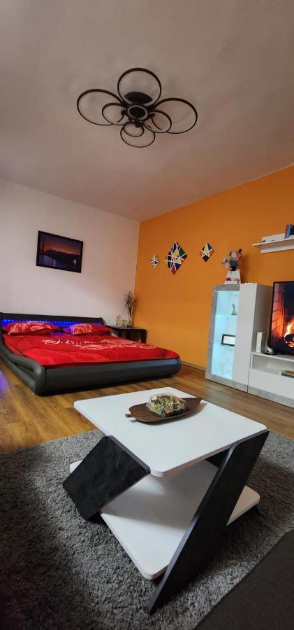 Crisshome1 Bucureşti Eksteriør bilde